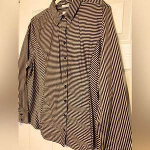 Chico’s No Iron Button down shirt XLarge ( Chico’s size 3) Black / Gold stripe